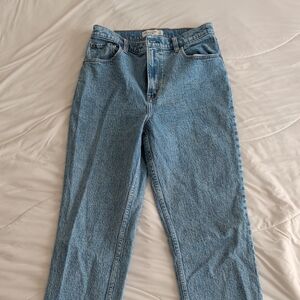 Abercrombie & Fitch The 90s Straight Ultra High Rise 29 Short